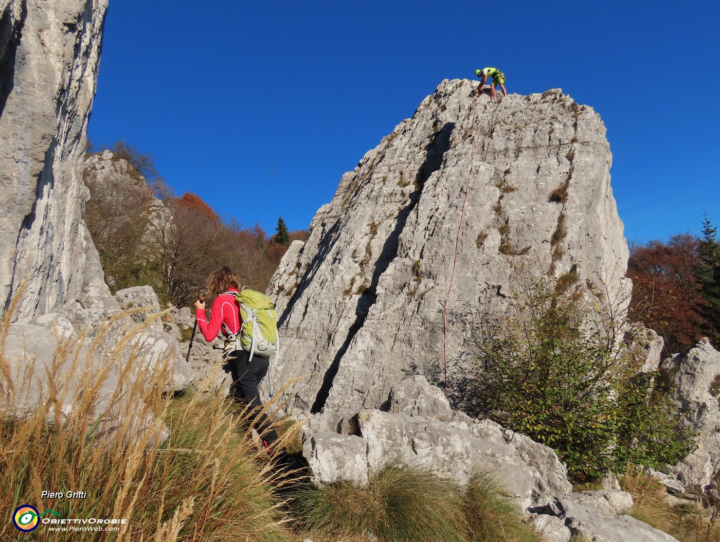 19 Arrampicatori al Torrione Gemelli.JPG